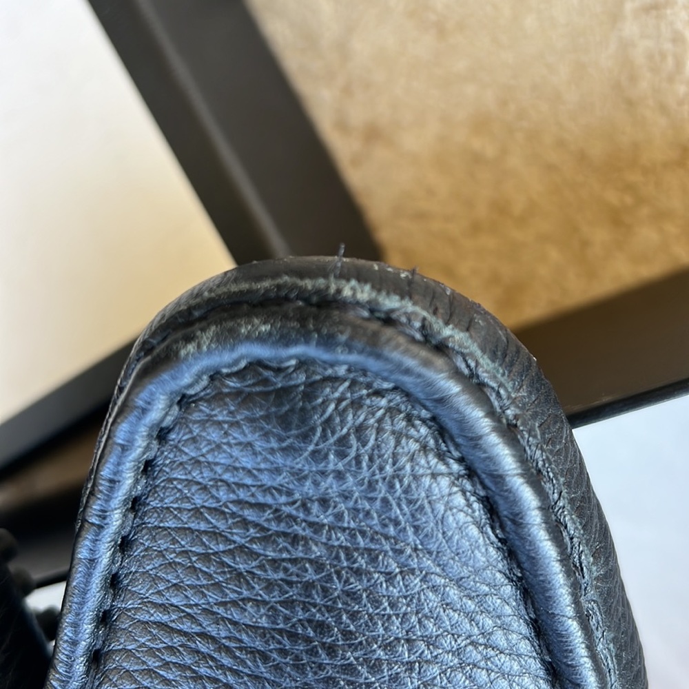 GUCCI black leather loafers. - Picture 5 of 15